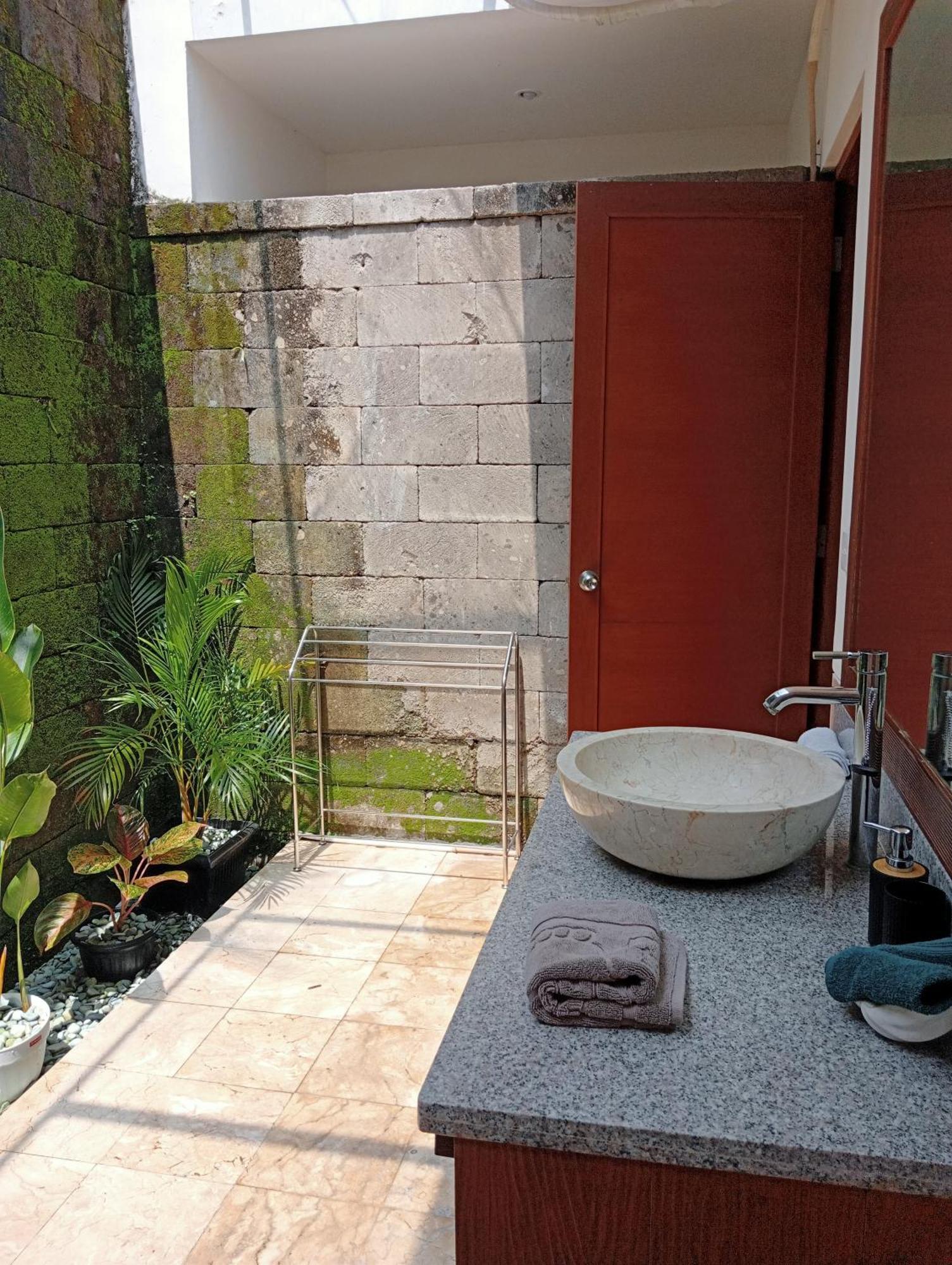 Pondok Indah Villa Ujung Exterior foto